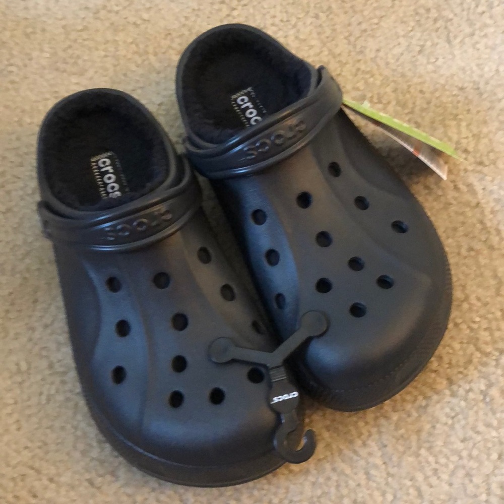 Fuzzy crocs (unisex)